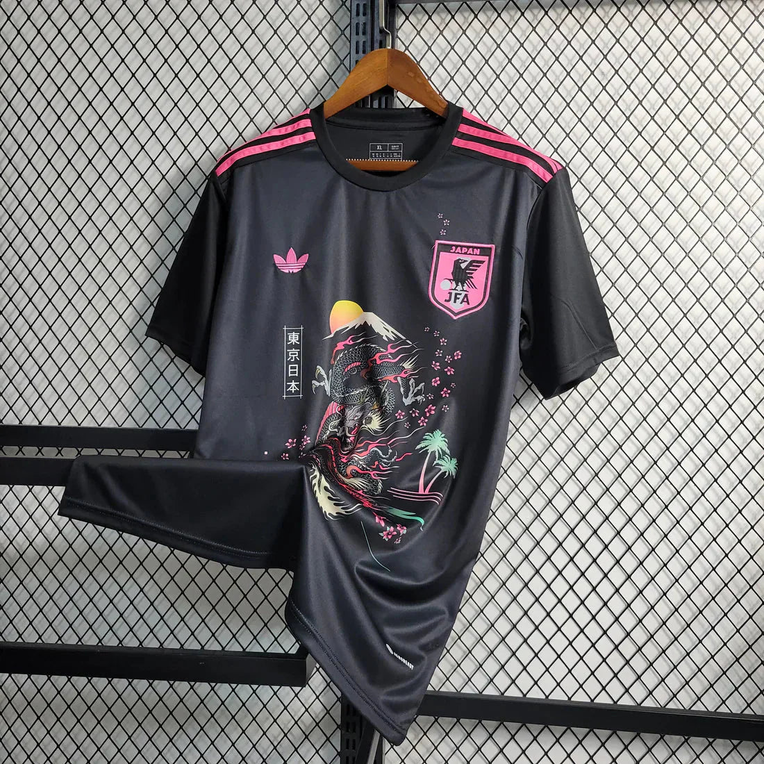 Japon 23-24 Concept Dragon Noir - StrikeKit