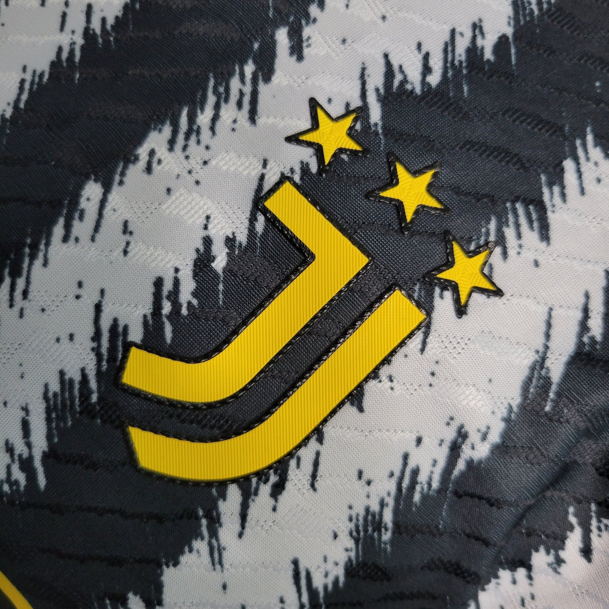 Juventus 23-24 Domicile (PLAYER) - StrikeKit