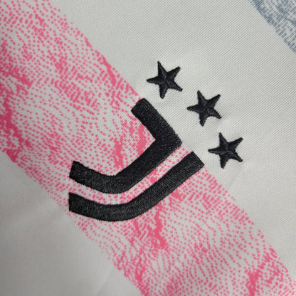 Juventus 23-24 Kit Extérieur (KIDS) - StrikeKit