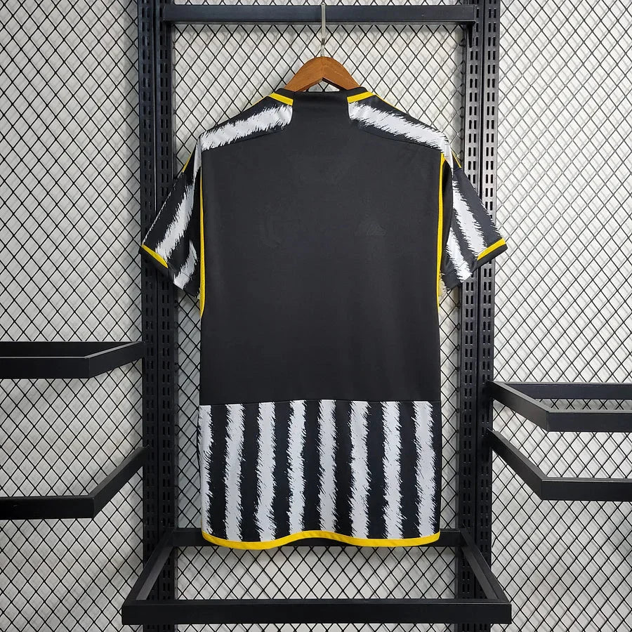 Juventus 23/24 Domicile - StrikeKit