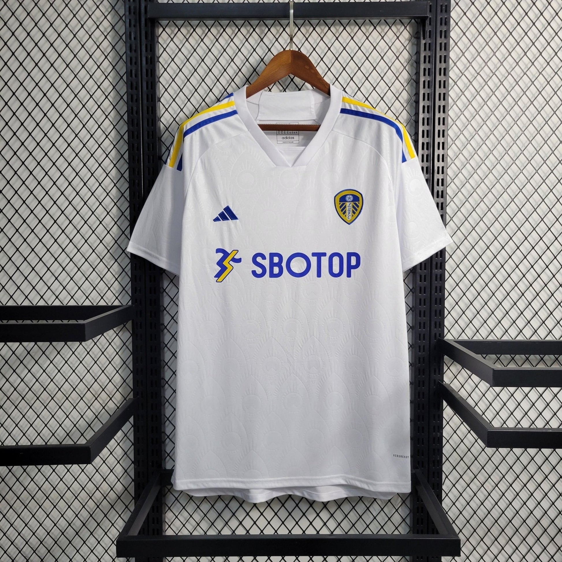 Leeds United 22-23 Domicile - StrikeKit