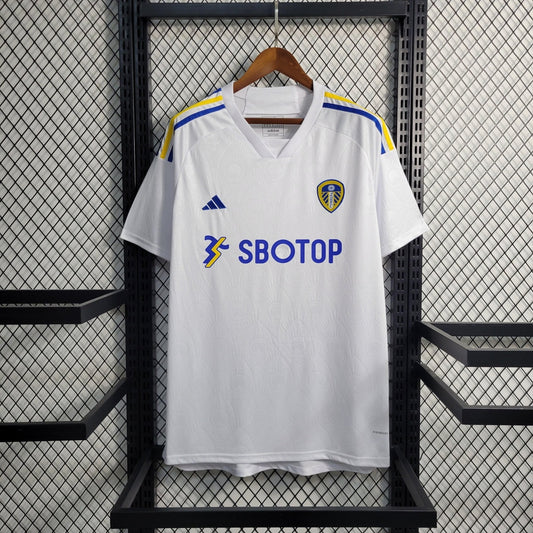Leeds United 22-23 Domicile - StrikeKit