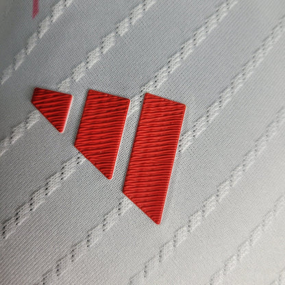 Manchester United 23-24 Edition spécial Blanc (PLAYER) - StrikeKit