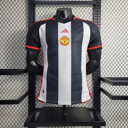 Manchester United 23-24 Edition spécial (PLAYER) - StrikeKit