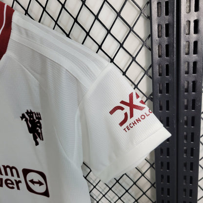 Manchester United 23-24 Kit Third (KIDS) - StrikeKit