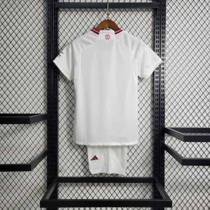 Manchester United 23-24 Kit Third (KIDS) - StrikeKit