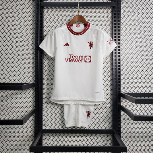 Manchester United 23-24 Kit Third (KIDS) - StrikeKit