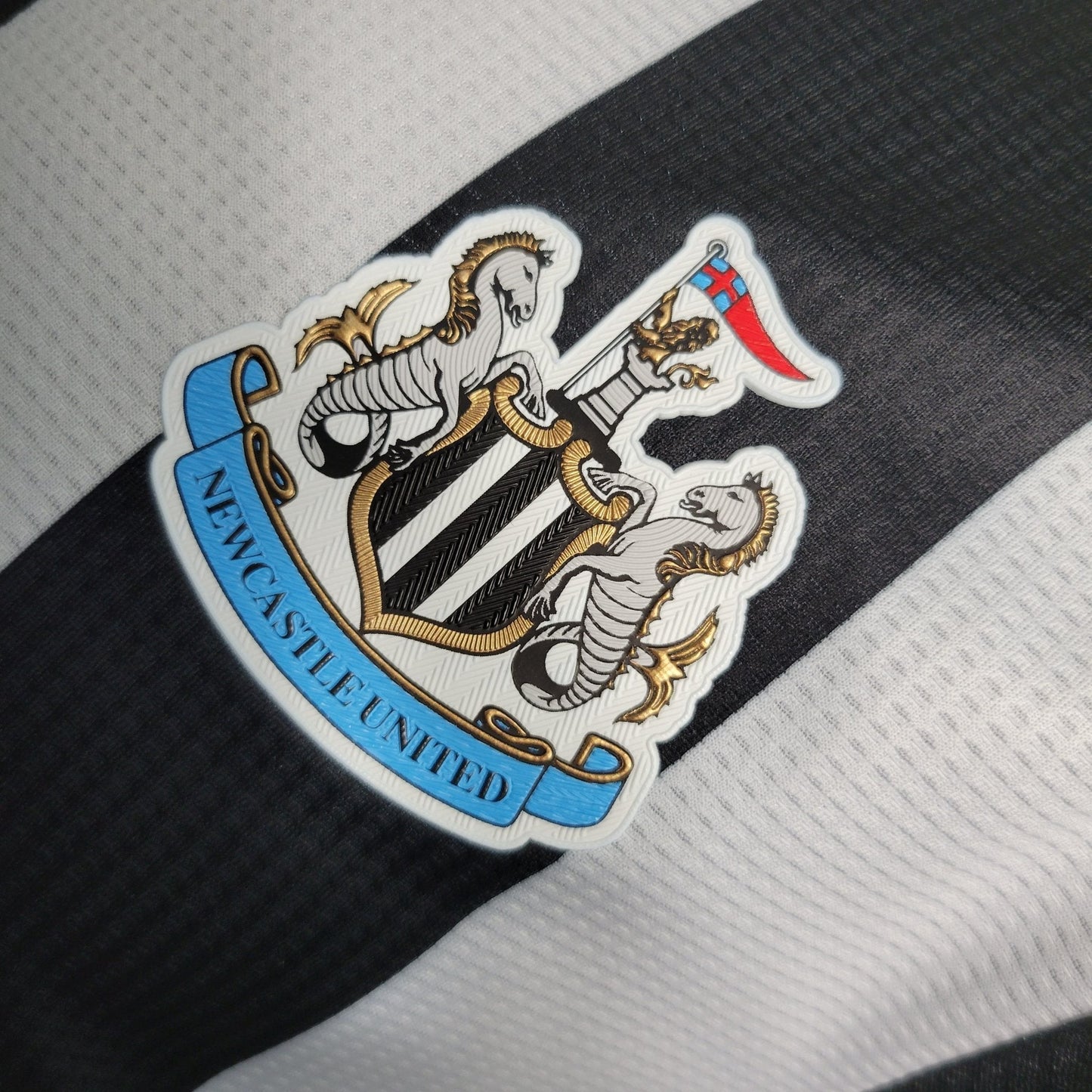 Newcastle 23-24 Domicile (PLAYER) - StrikeKit