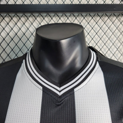 Newcastle 23-24 Domicile (PLAYER) - StrikeKit