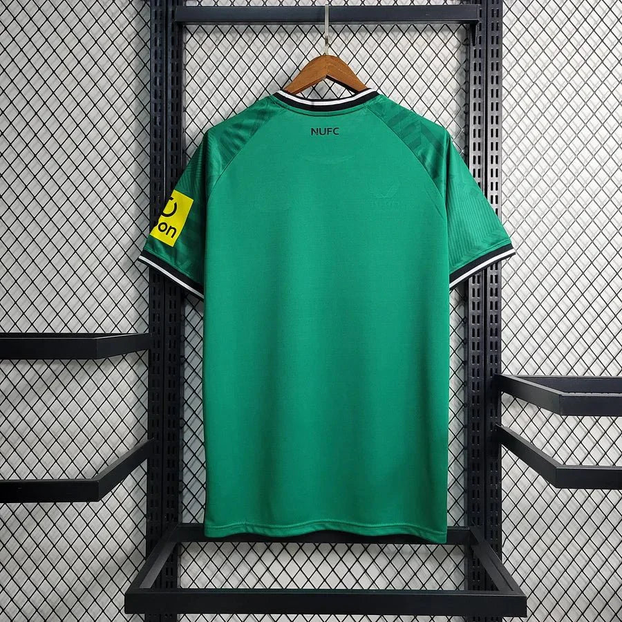 Newcastle 23-24 Extérieur - StrikeKit