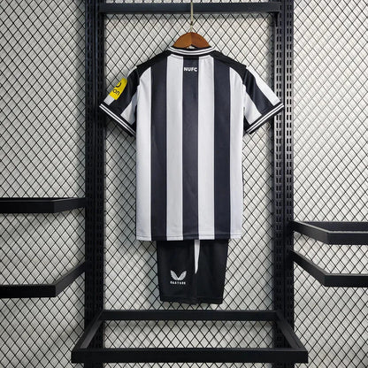 Newcastle 23-24 Kit Domicile (KIDS) - StrikeKit