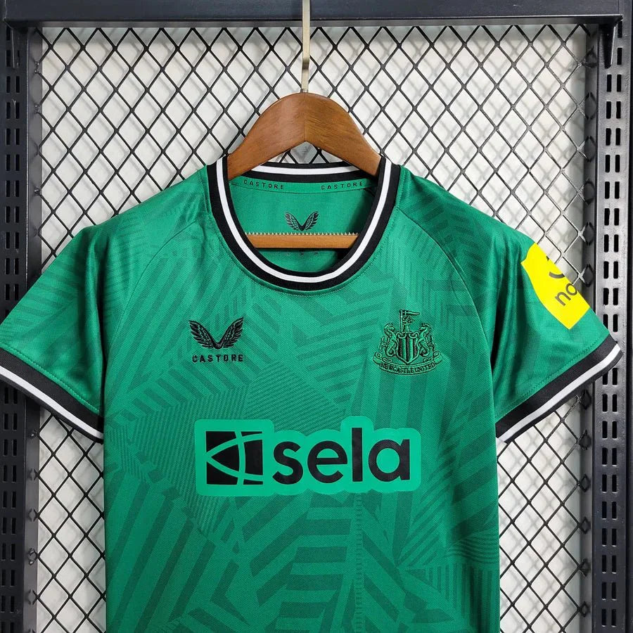 Newcastle 23-24 Kit Extérieur (KIDS) - StrikeKit