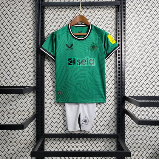 Newcastle 23-24 Kit Extérieur (KIDS) - StrikeKit