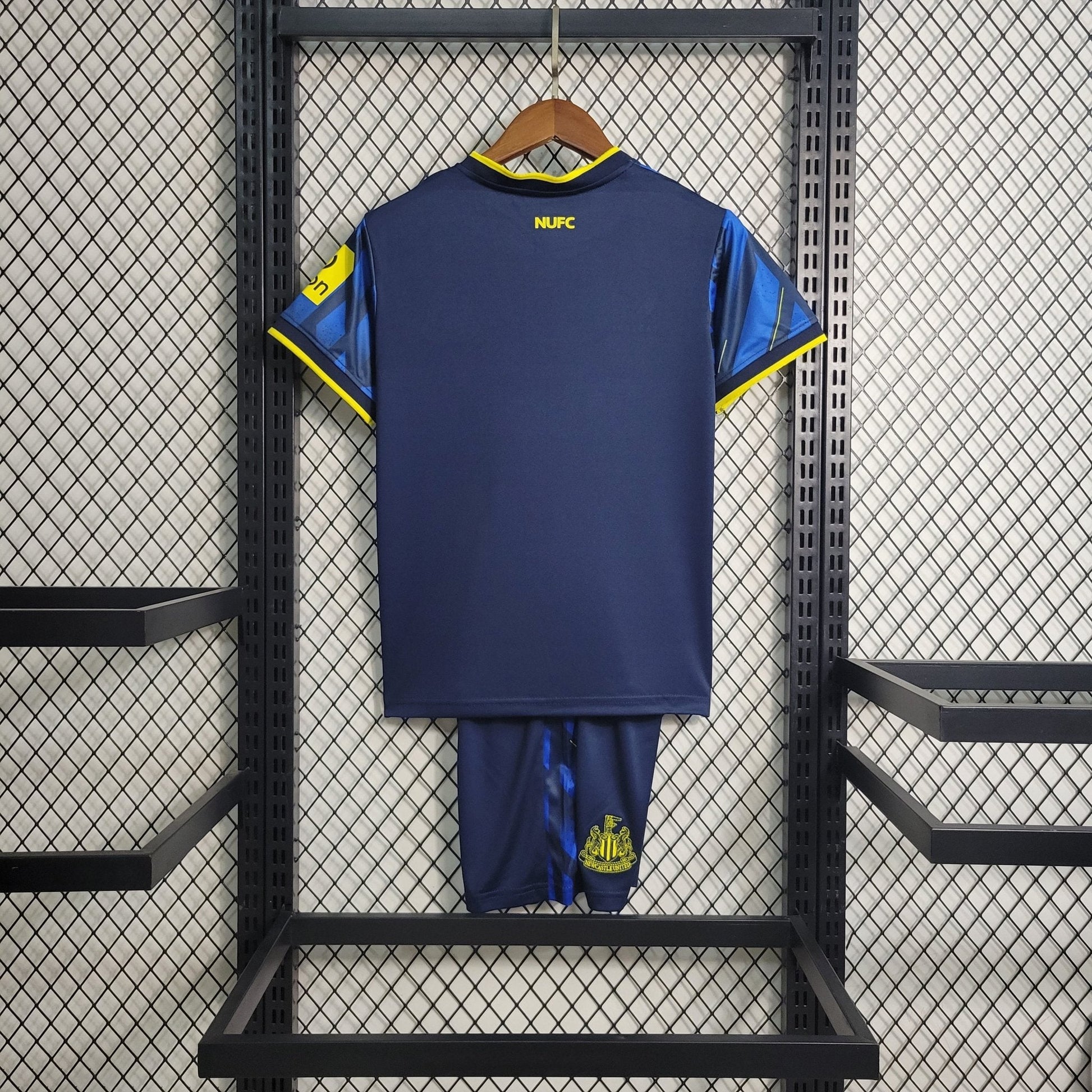 Newcastle 23-24 Kit Third (KIDS) - StrikeKit