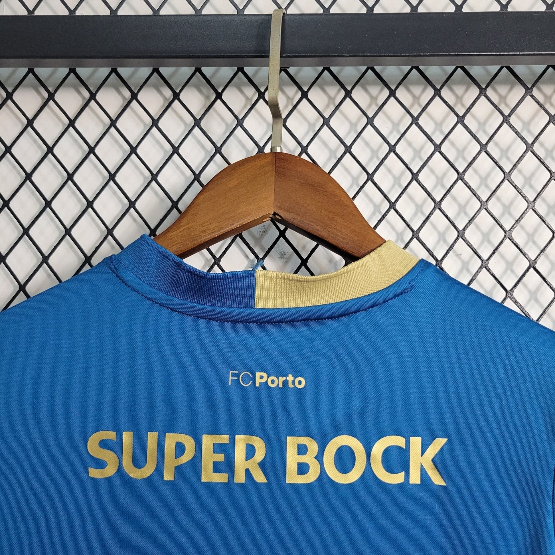 Porto 23-24 Kit Extérieur (KIDS) - StrikeKit