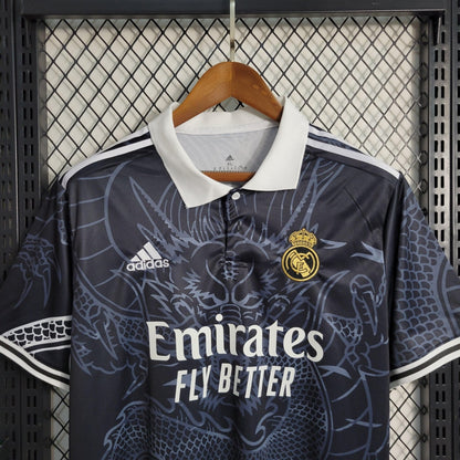 Real Madrid 23-24 Concept Black - StrikeKit