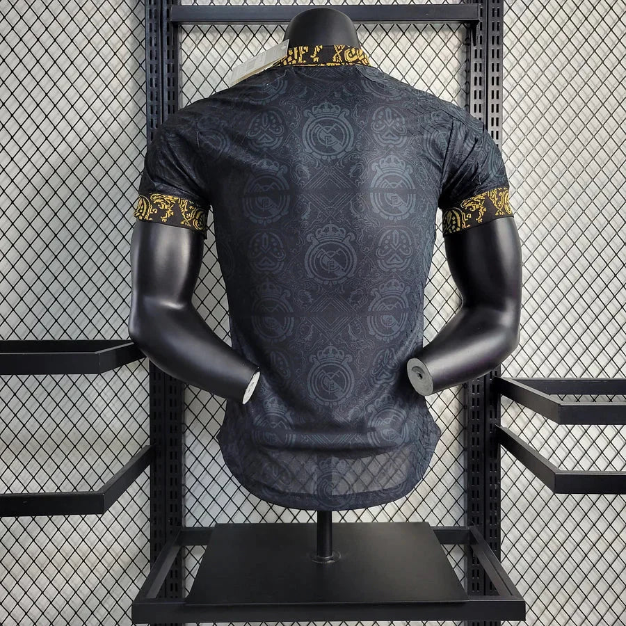 Real Madrid 23-24 Concept Black/Or (PLAYER) - StrikeKit