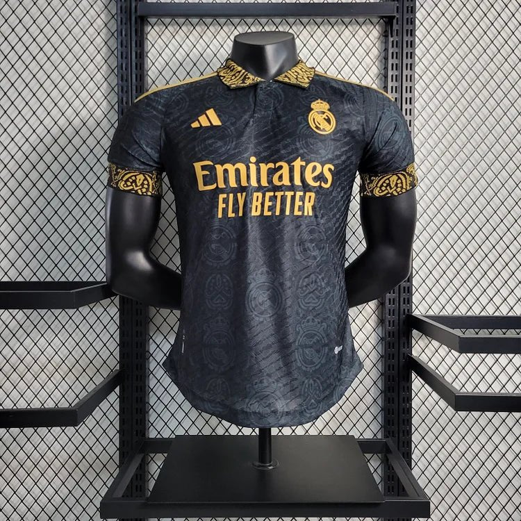 Real Madrid 23-24 Concept Black/Or (PLAYER) - StrikeKit
