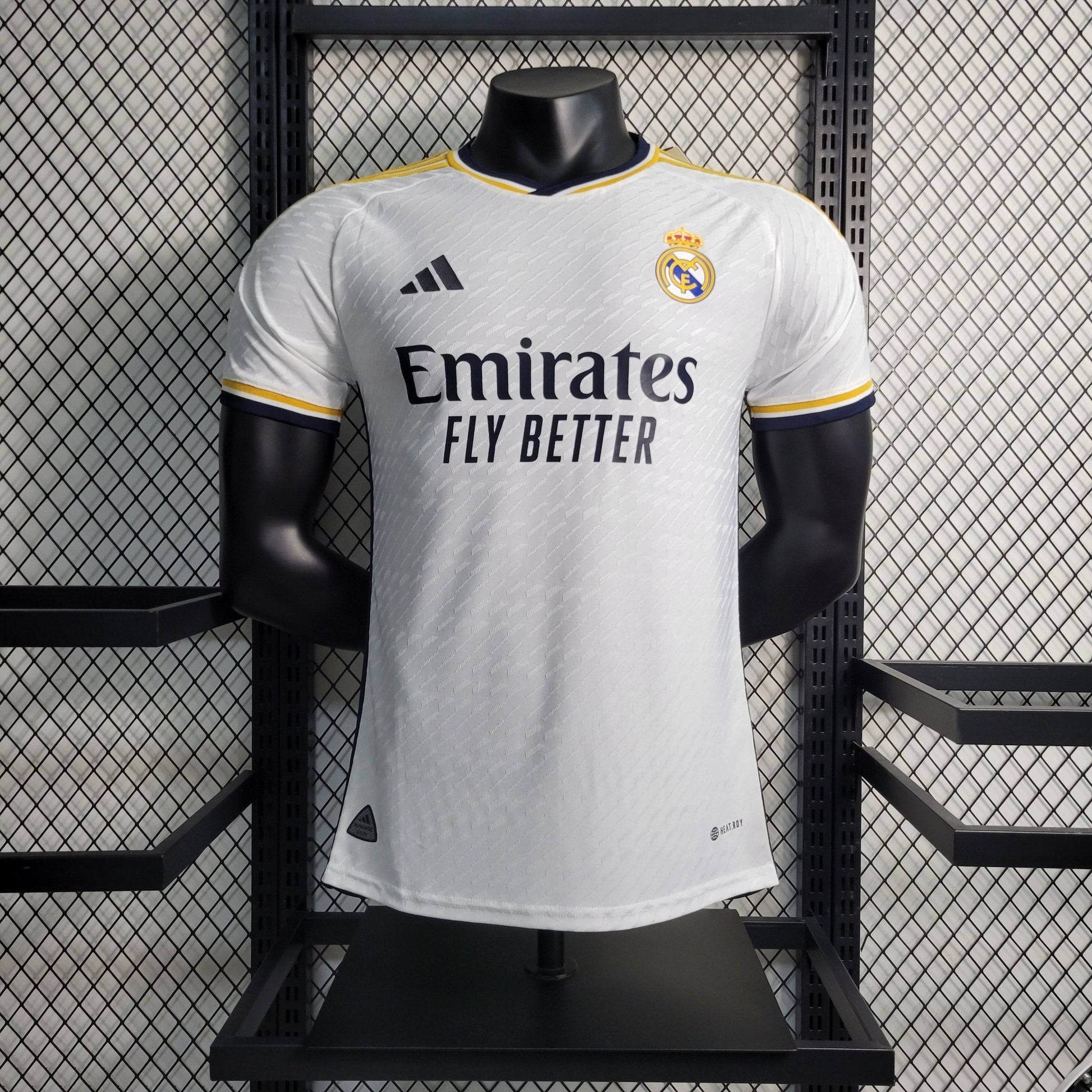 Real Madrid 23-24 Domicile (PLAYER) - StrikeKit