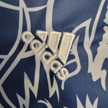 Real Madrid 23-24 Edition spécial Bleu - StrikeKit