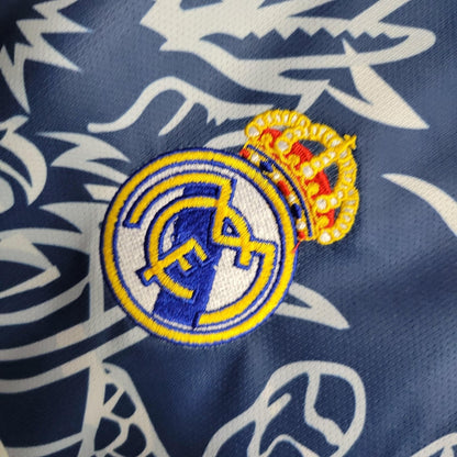 Real Madrid 23-24 Edition spécial Bleu - StrikeKit