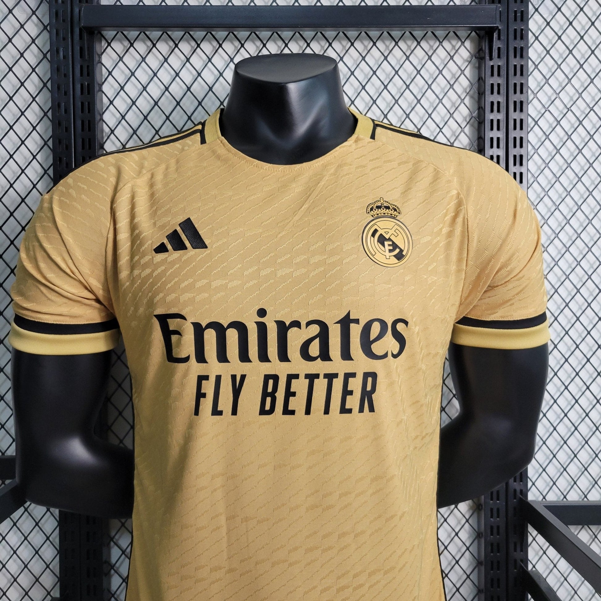 Real Madrid 23-24 Extérieur (PLAYER) - StrikeKit
