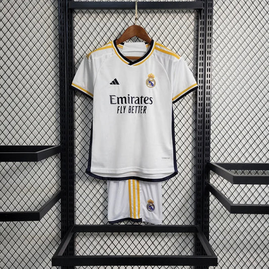 Real Madrid 23-24 Kit Domicile (KIDS) - StrikeKit