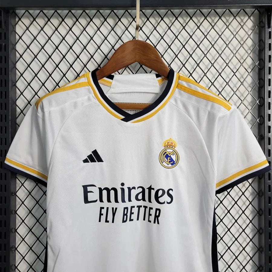 Real Madrid 23-24 Kit Domicile (KIDS) - StrikeKit
