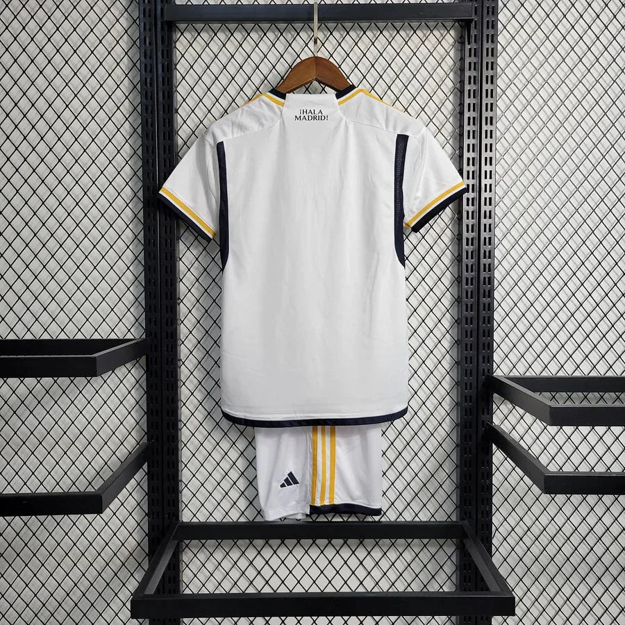 Real Madrid 23-24 Kit Domicile (KIDS) - StrikeKit