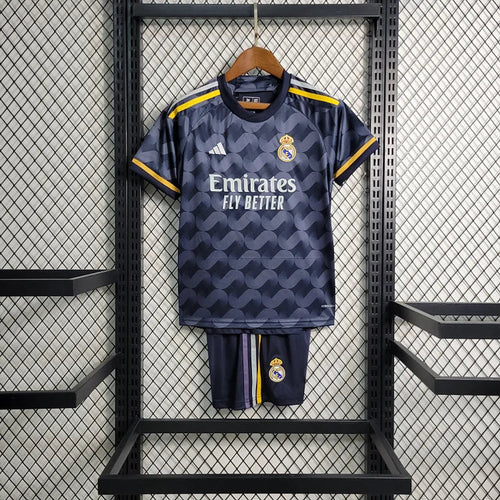 Real Madrid 23-24 Kit Extérieur (KIDS) - StrikeKit