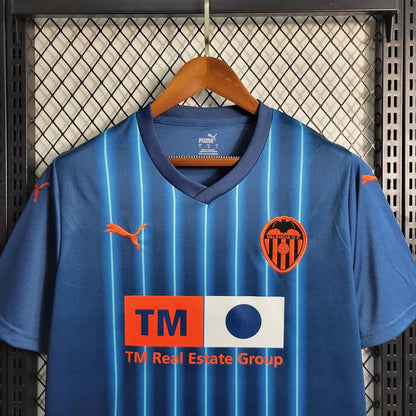 Valence 23-24 Extérieur - StrikeKit
