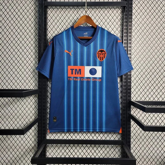 Valence 23-24 Extérieur - StrikeKit