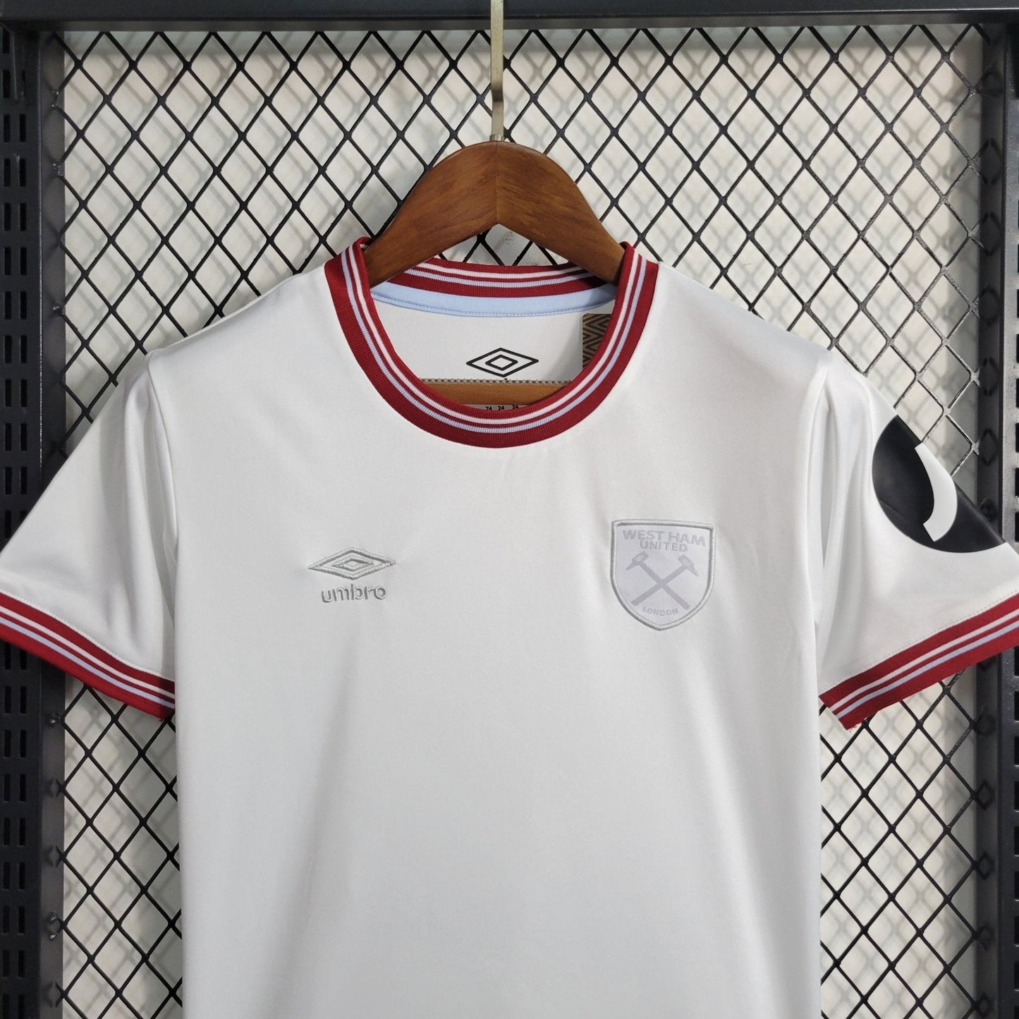 West Ham 23-24 Kit Extérieur (KIDS) - StrikeKit