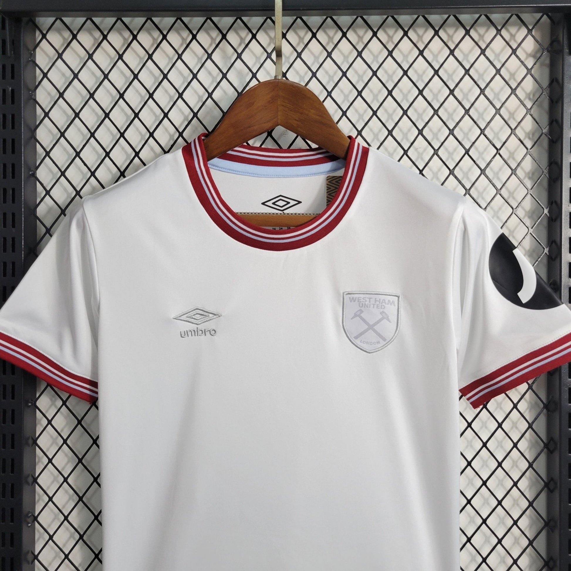 West Ham 23-24 Kit Extérieur (KIDS) - StrikeKit