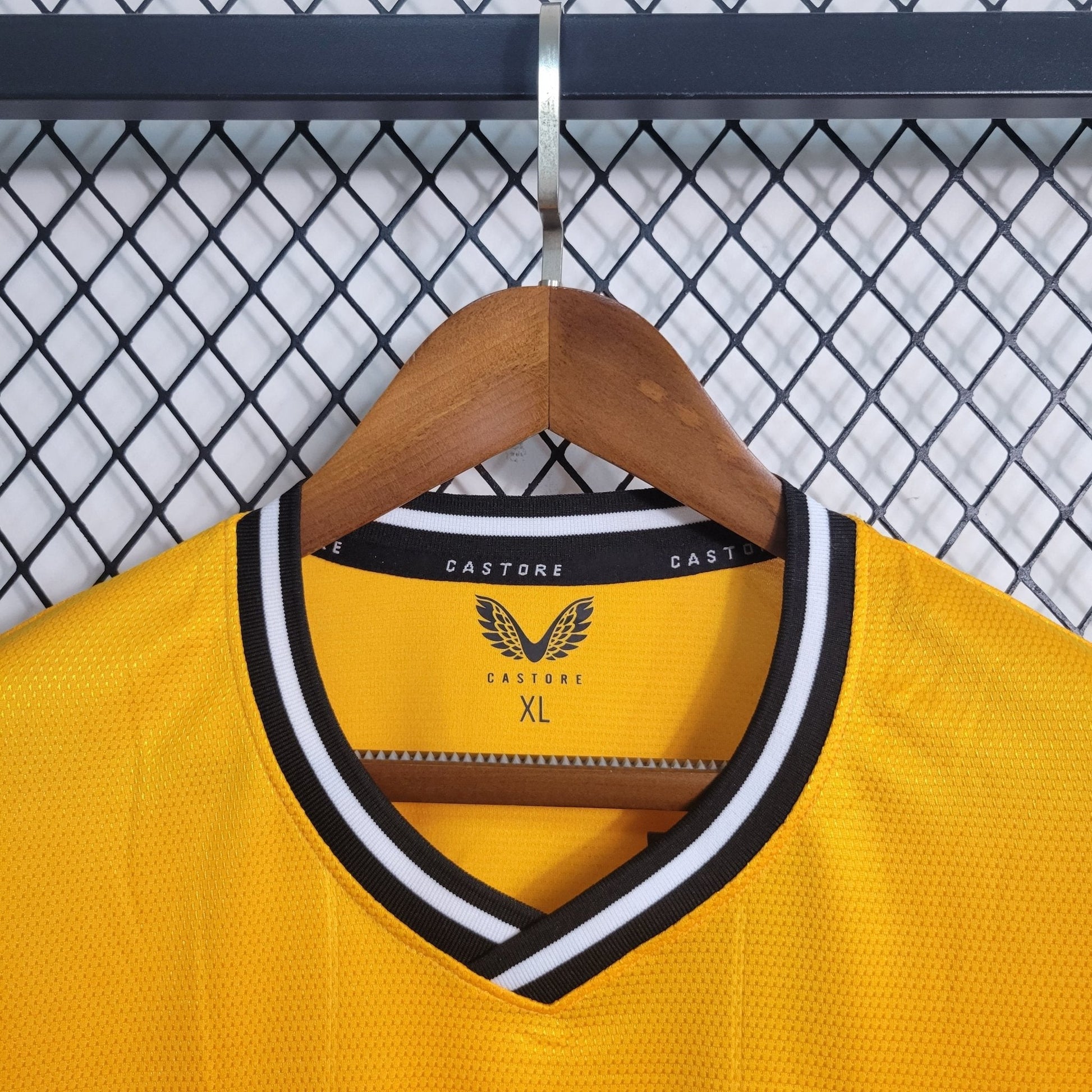 Wolverhampton 23-24 Domicile - StrikeKit