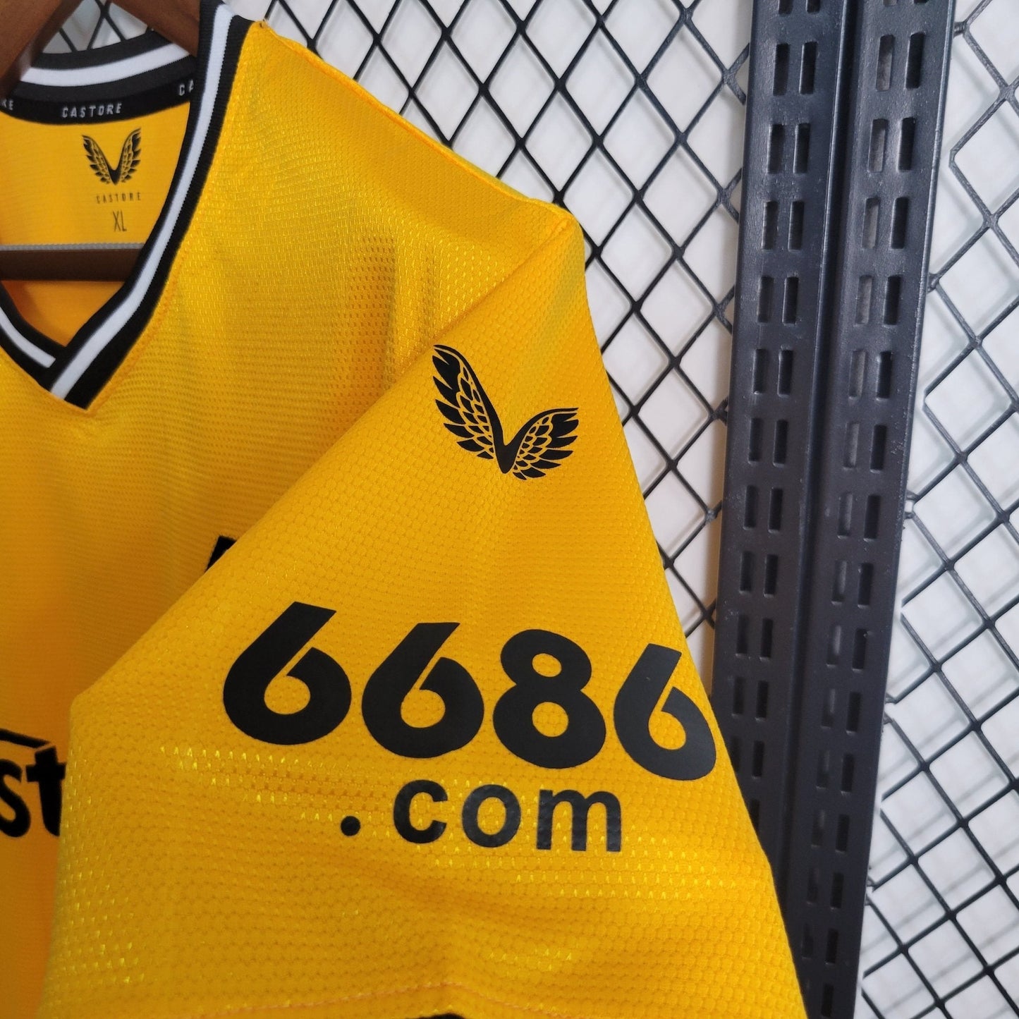 Wolverhampton 23-24 Domicile - StrikeKit
